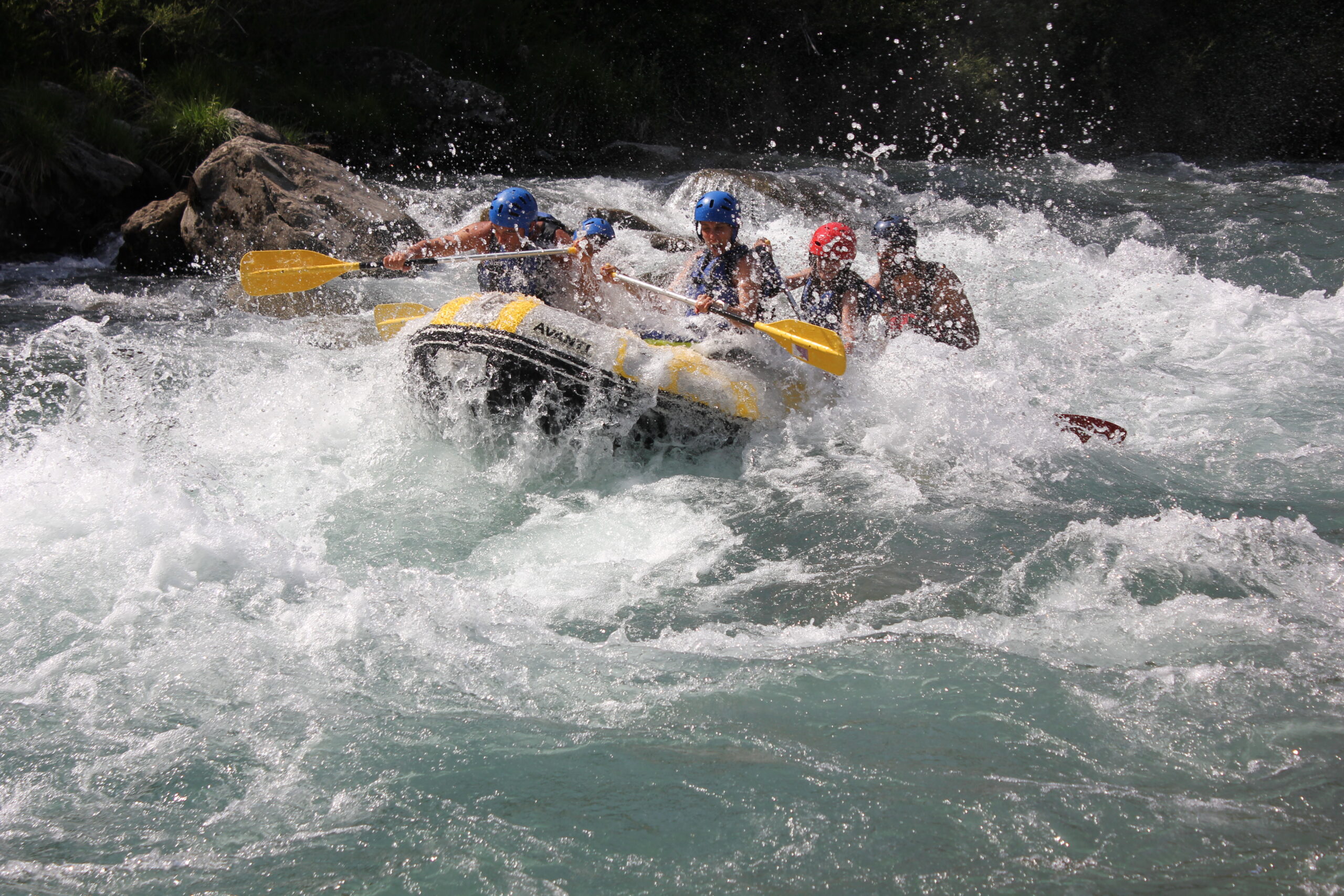 Descubre el mejor rafting en el Pirineo